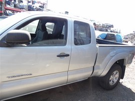 2005 Toyota Tacoma SR5 Silver Extended Cab 4.0L AT 2WD #Z22010